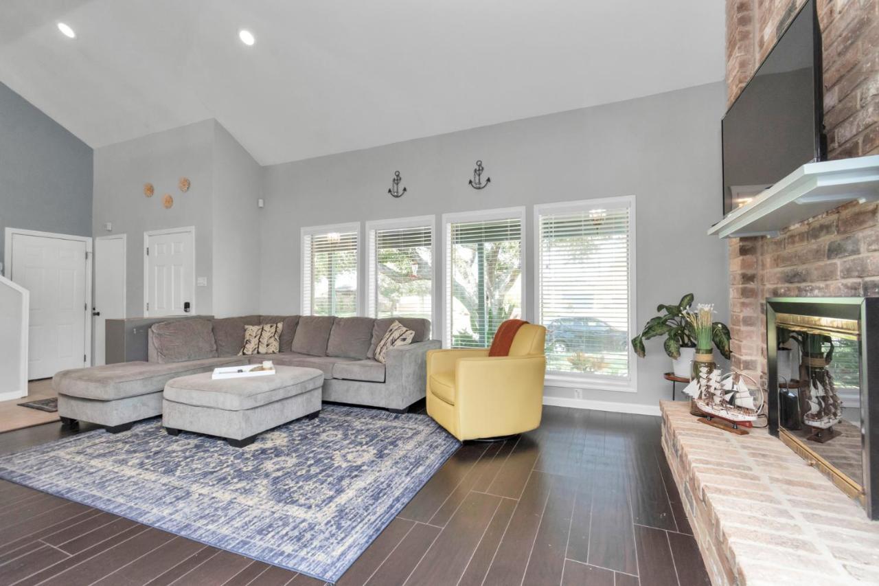 Beauty On The Water! Lake House Near The Beaches! Galveston Extérieur photo