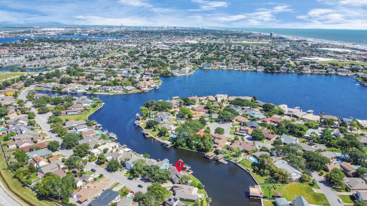 Beauty On The Water! Lake House Near The Beaches! Galveston Extérieur photo