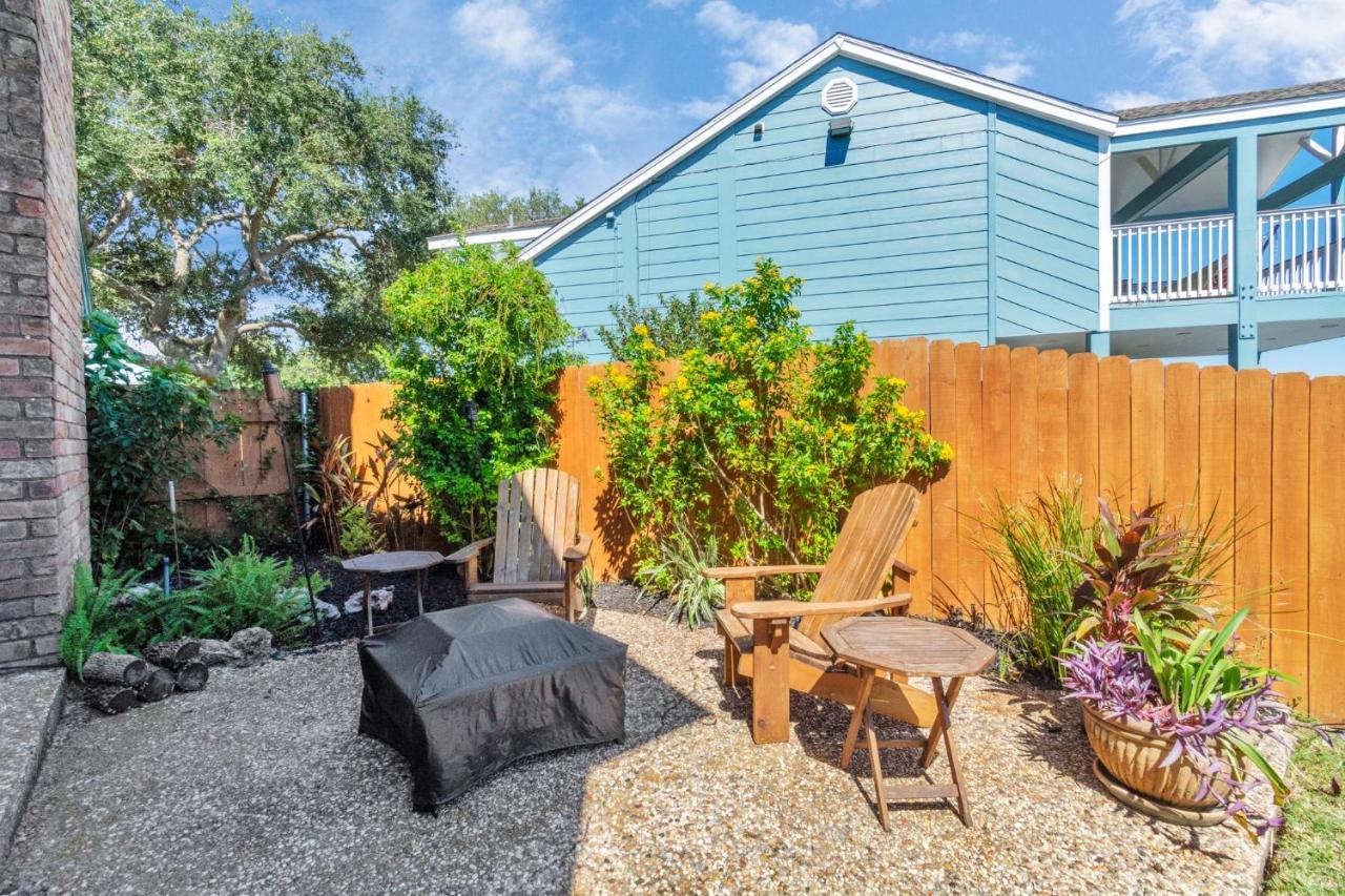Beauty On The Water! Lake House Near The Beaches! Galveston Extérieur photo
