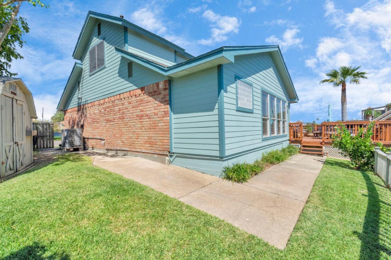 Beauty On The Water! Lake House Near The Beaches! Galveston Extérieur photo