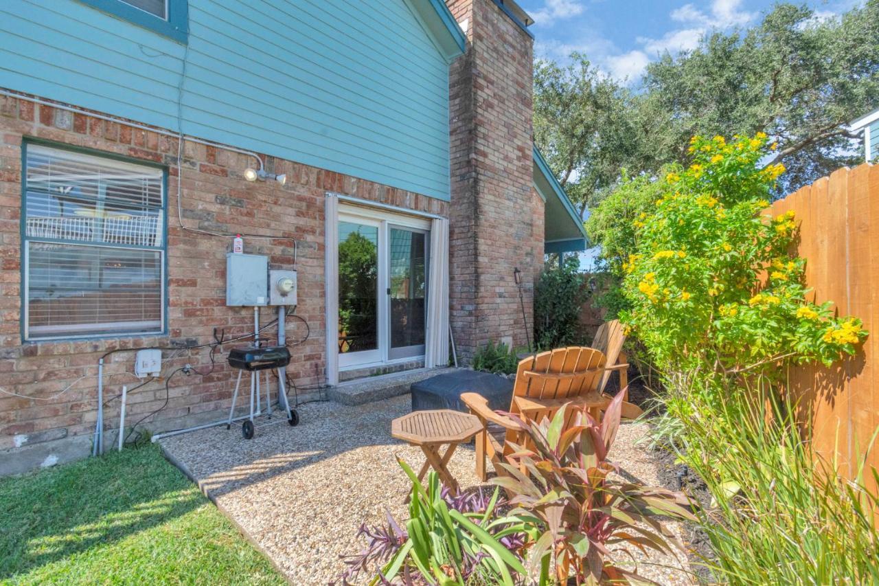 Beauty On The Water! Lake House Near The Beaches! Galveston Extérieur photo